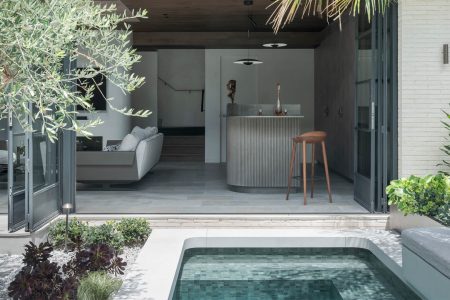 TFPhoto_Studio P_Caledonia_0404_PS - Copy