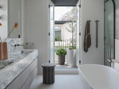 TFPhoto_Studio P_Caledonia_0535_PS_RT